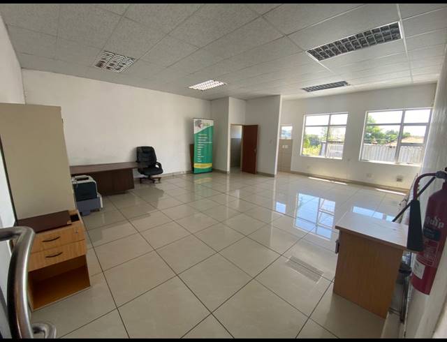 53M² BUILDING TO LET IN RUSTENBURG CENTRAL